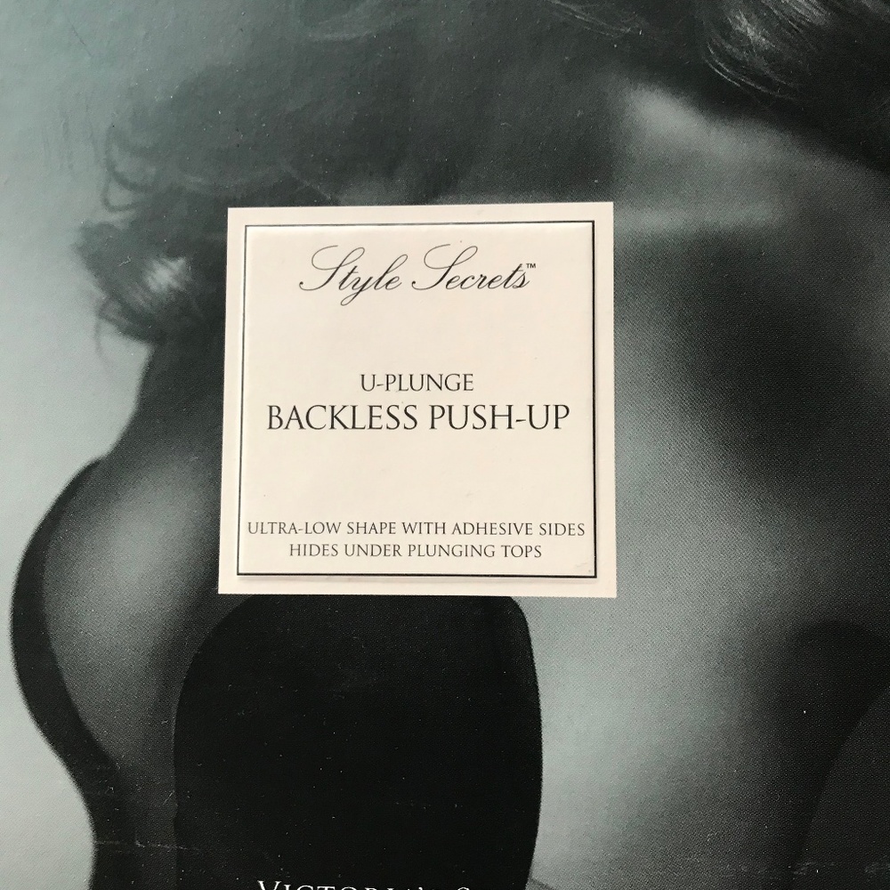 Victoria's Secret U-Plunge Backless Push Up Bra